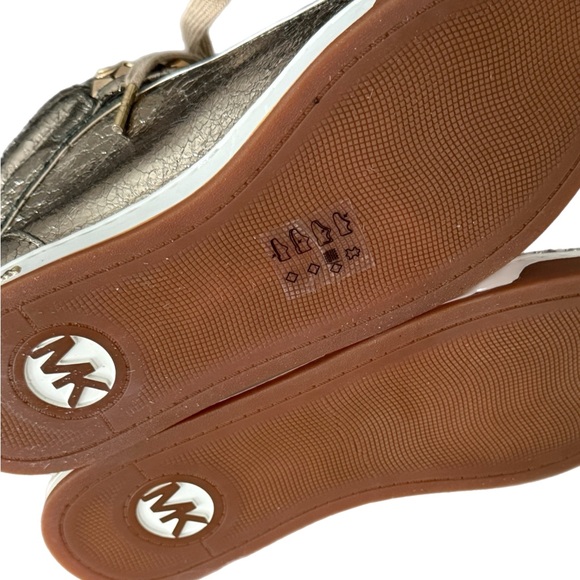 πNWOB Michael Kors Glam 7 - Picture 12 of 16